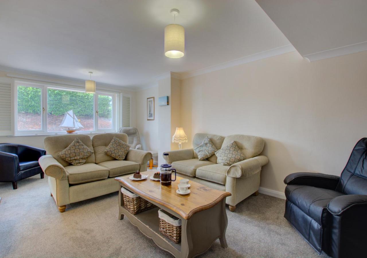 4 Bed in Wells-next-the-Sea oc-1309