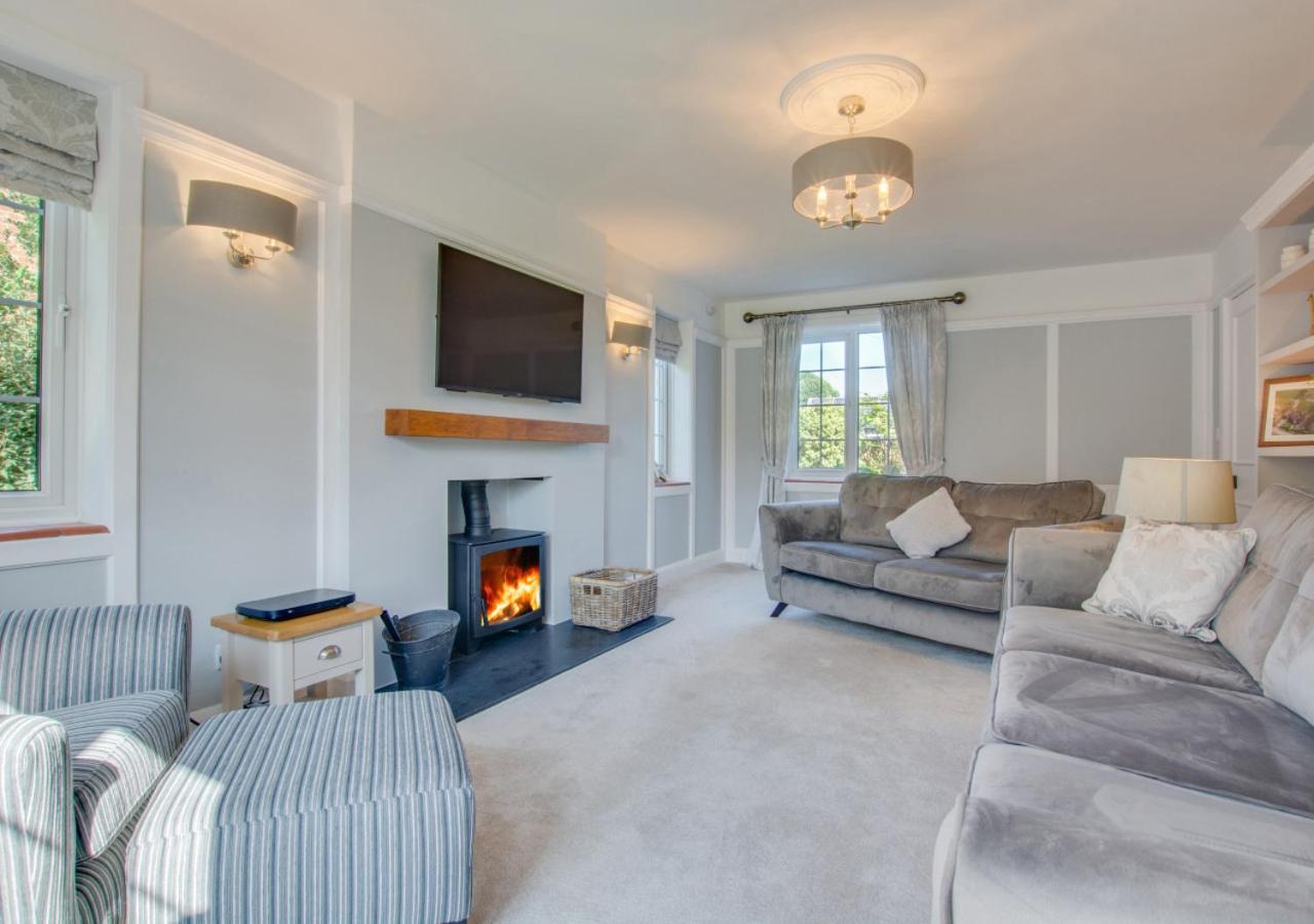 5 Bed in Mundesley oc-2189