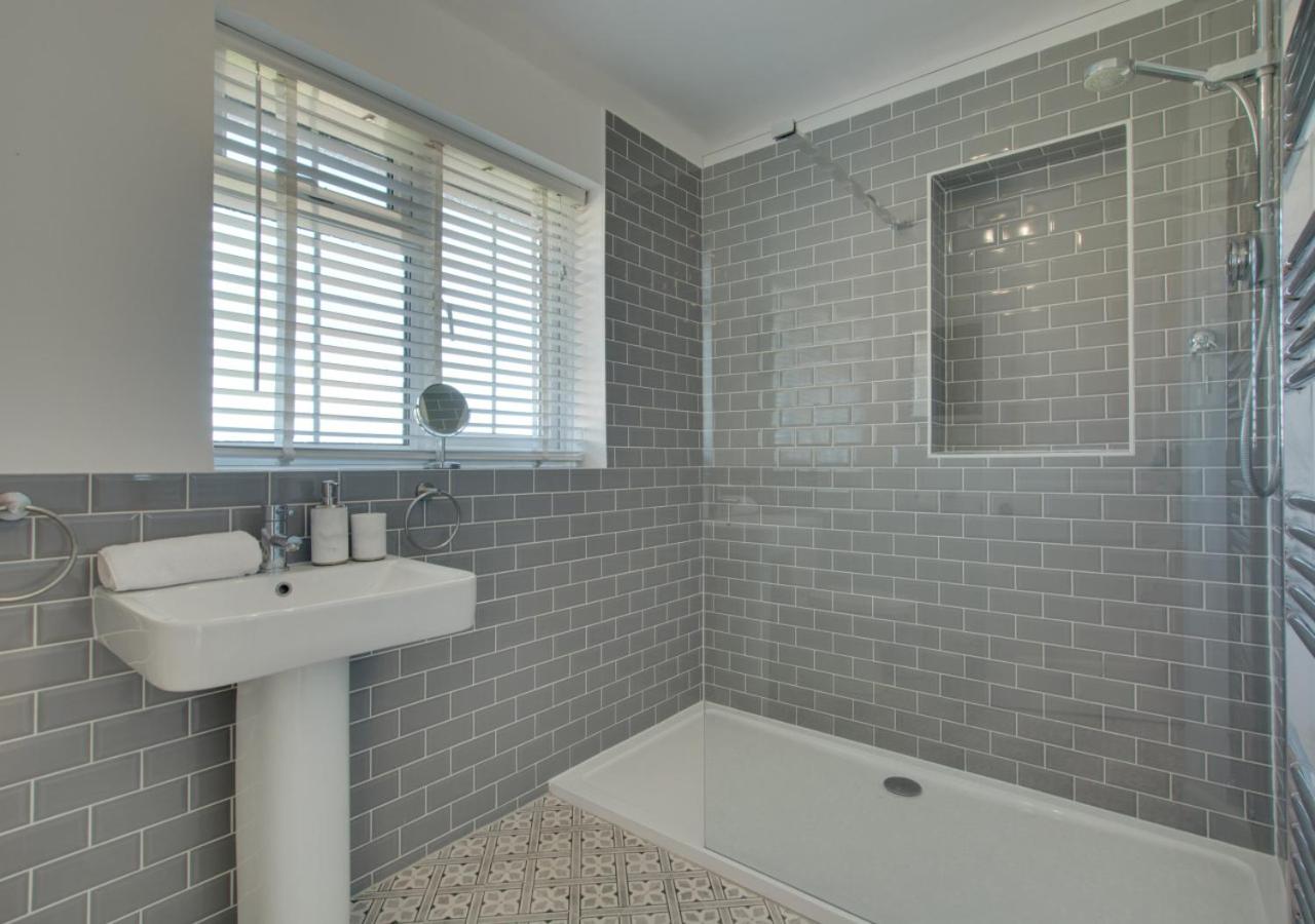 5 Bed in Mundesley oc-2189