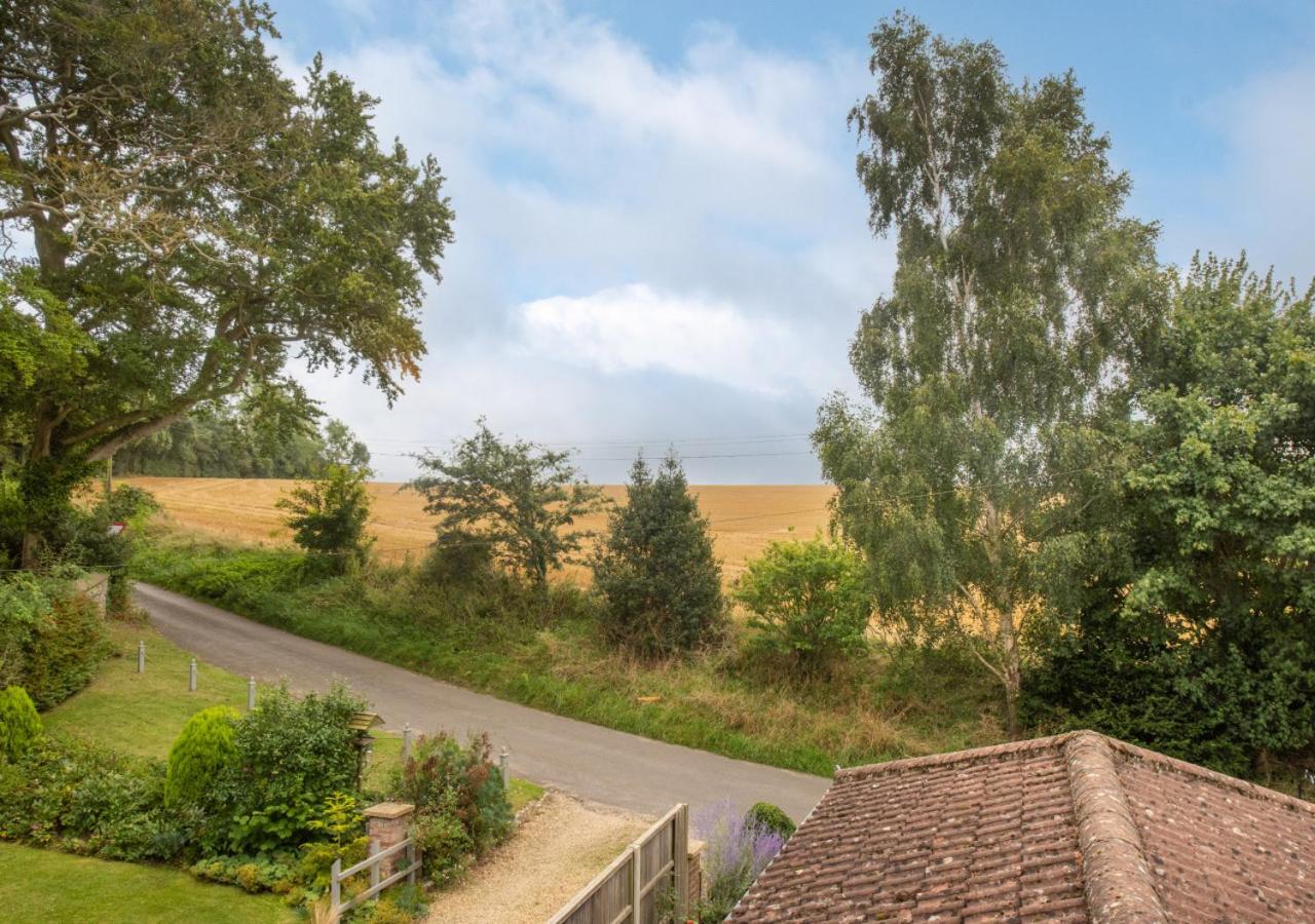 4 Bed in East Barsham oc-2180