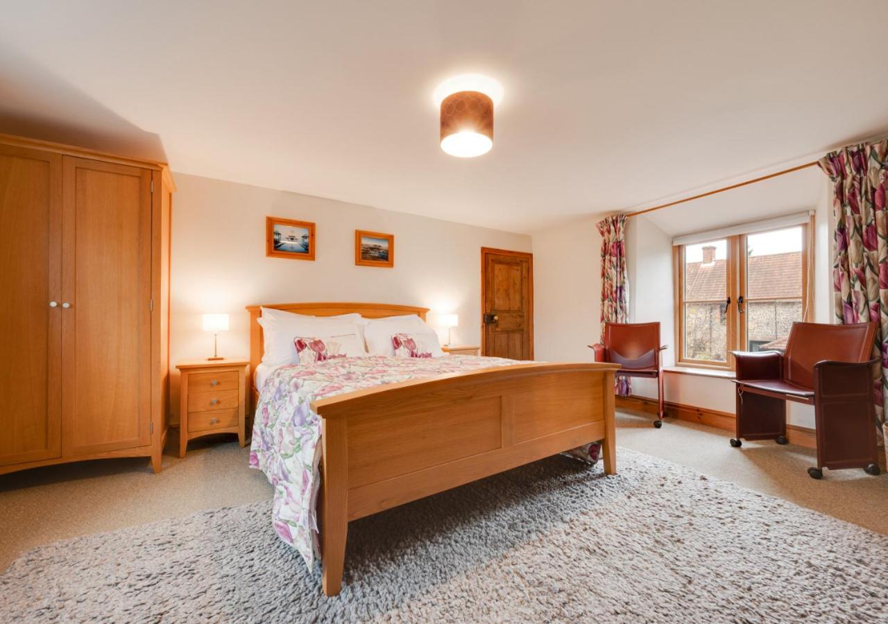 4 Bed in Roughton oc-1435