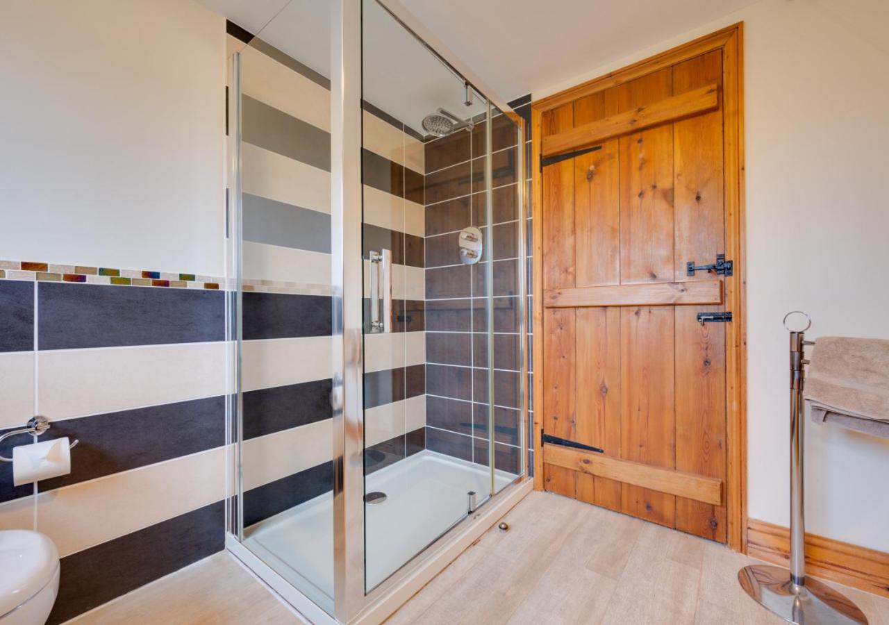 4 Bed in Roughton oc-1435