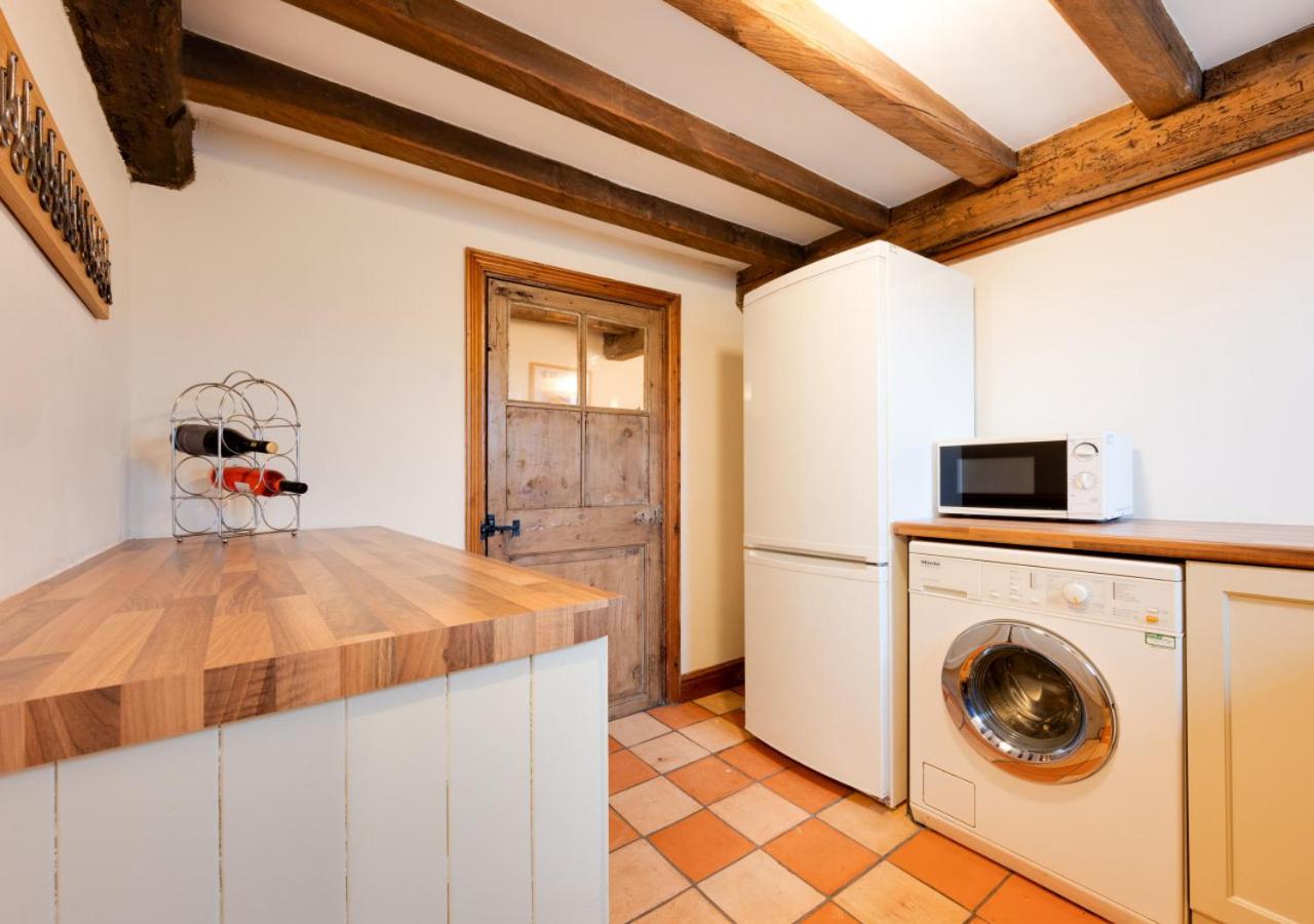 4 Bed in Roughton oc-1435