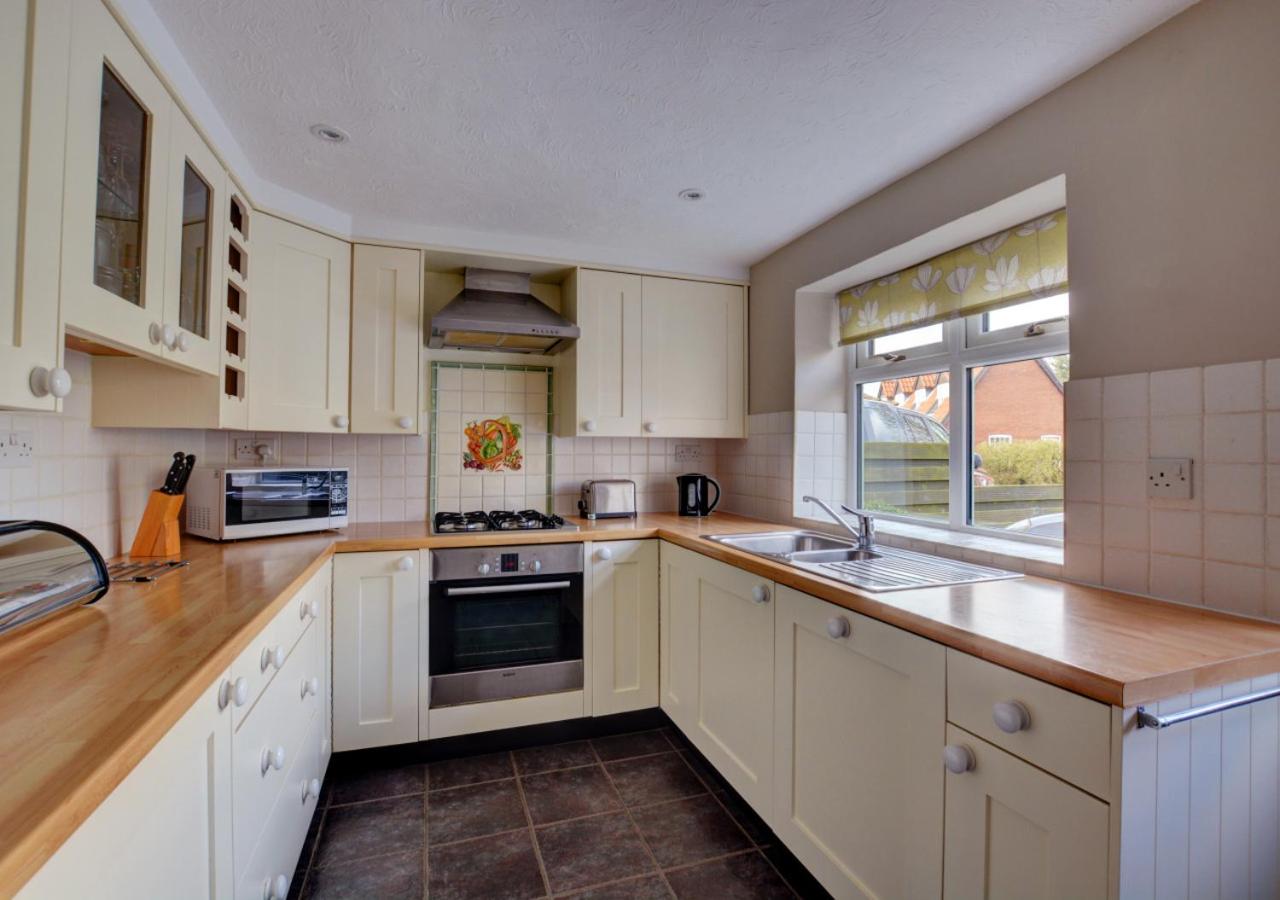 2 Bed in Bodham oc-1303