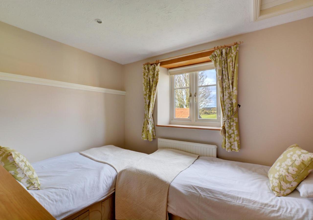 2 Bed in Bodham oc-1303