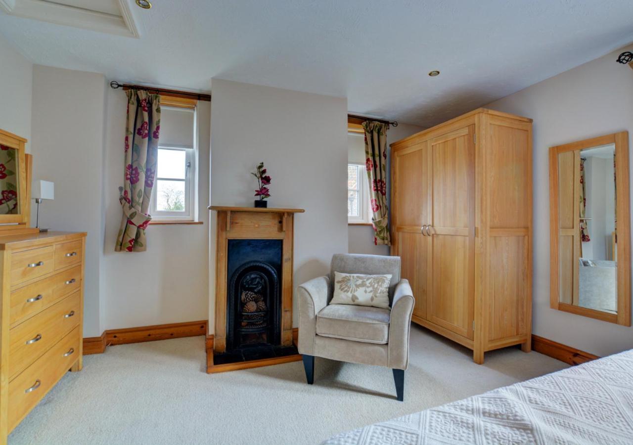 2 Bed in Bodham oc-1303