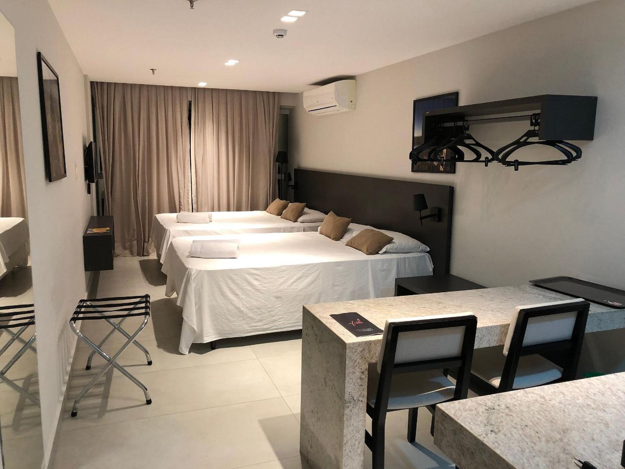 Lindos Flats Studios no Qualité