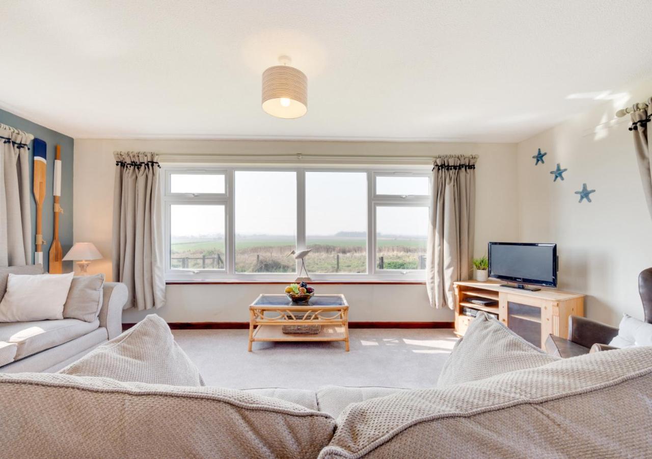 3 Bed in Eccles Beach oc-852