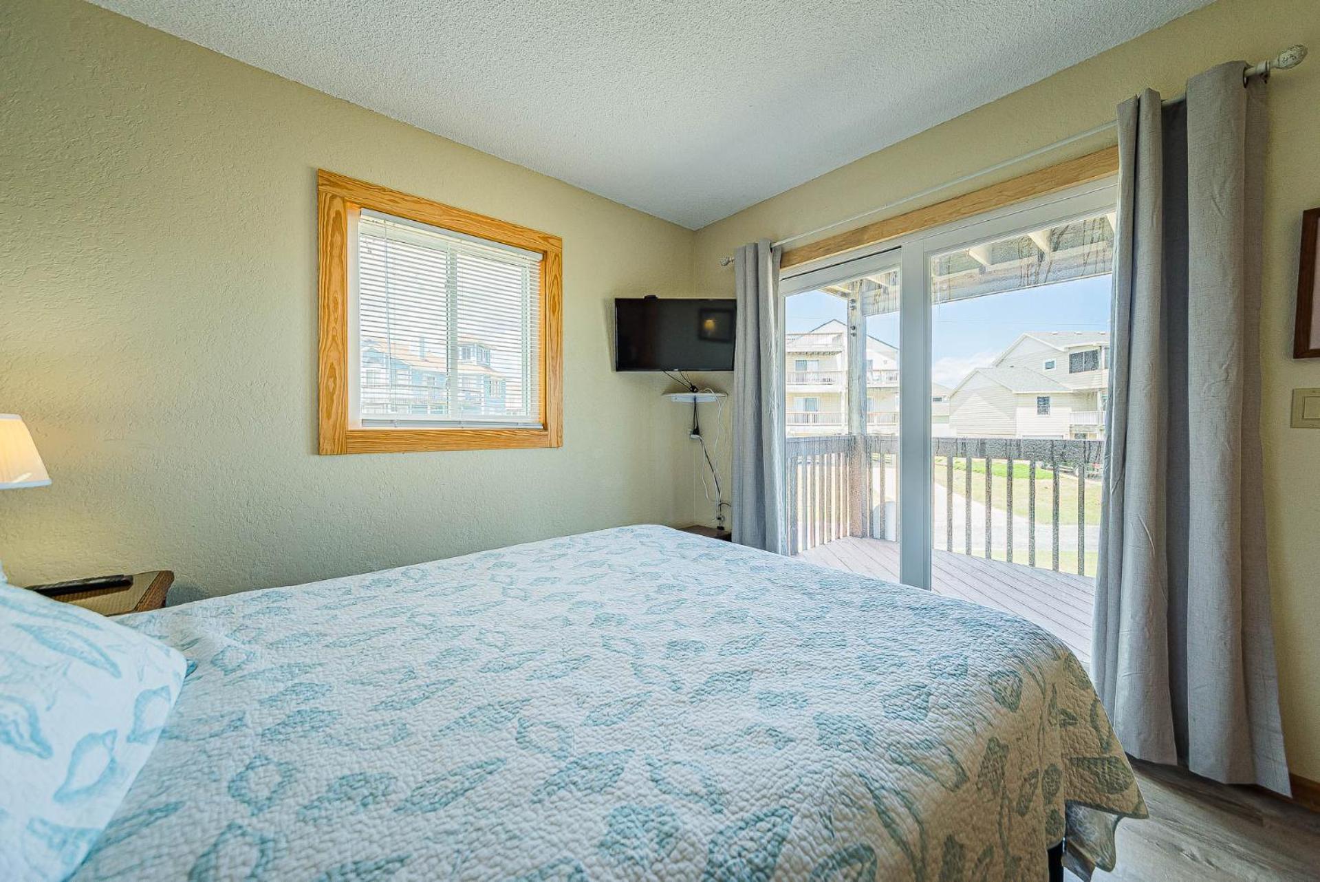 Knottaway - Duck, Sound Sea Village, Ocean View, 125 Yds to Beach, Pets OK, Flex Stays