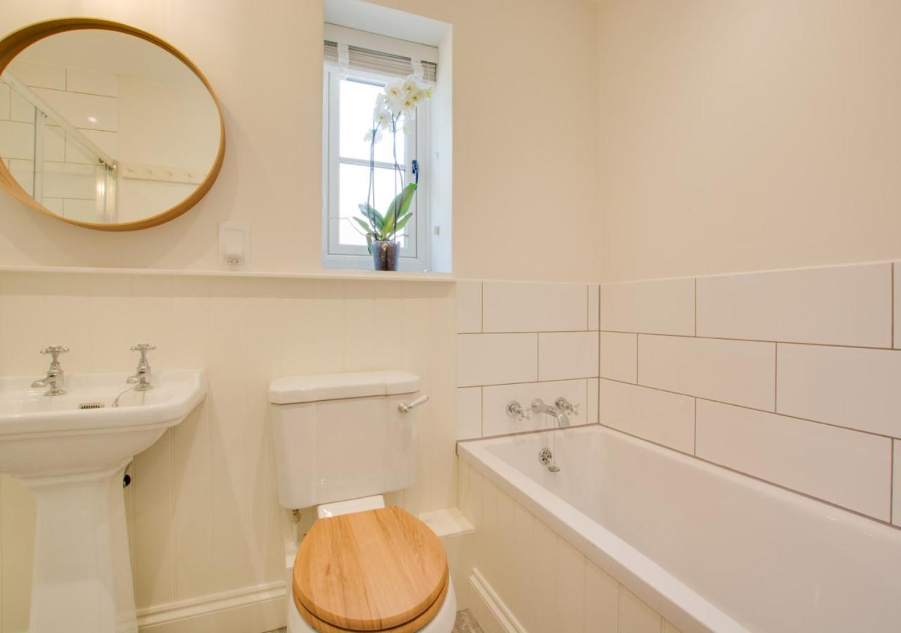 3 Bed in Holt oc-2150