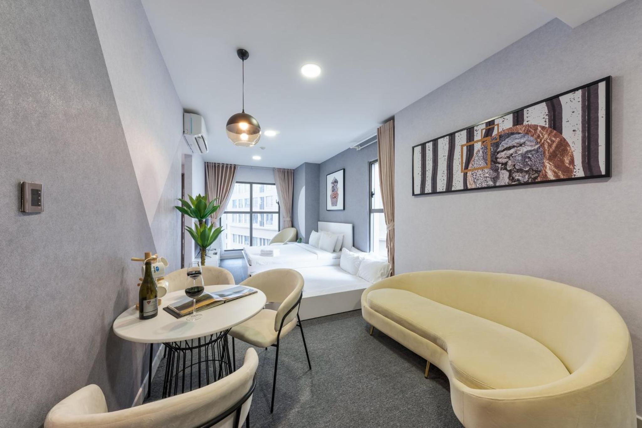 Anna Apartment