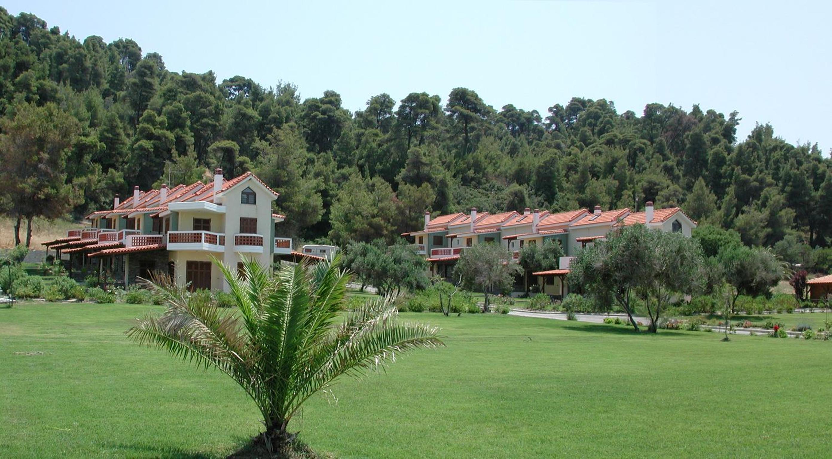 Hotel Amaryllis Summer Maisonettes - Image 1