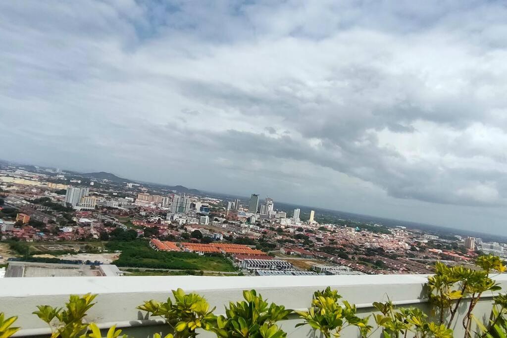 Atlantis Residence Melaka-2bedroom-8pax-free WiFi view 3
