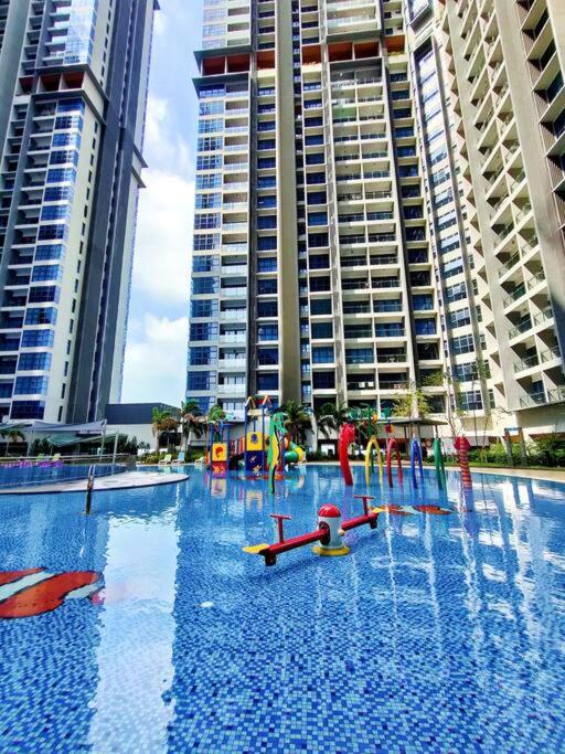 Atlantis Residence Melaka-2bedroom-8pax-free WiFi photo 1