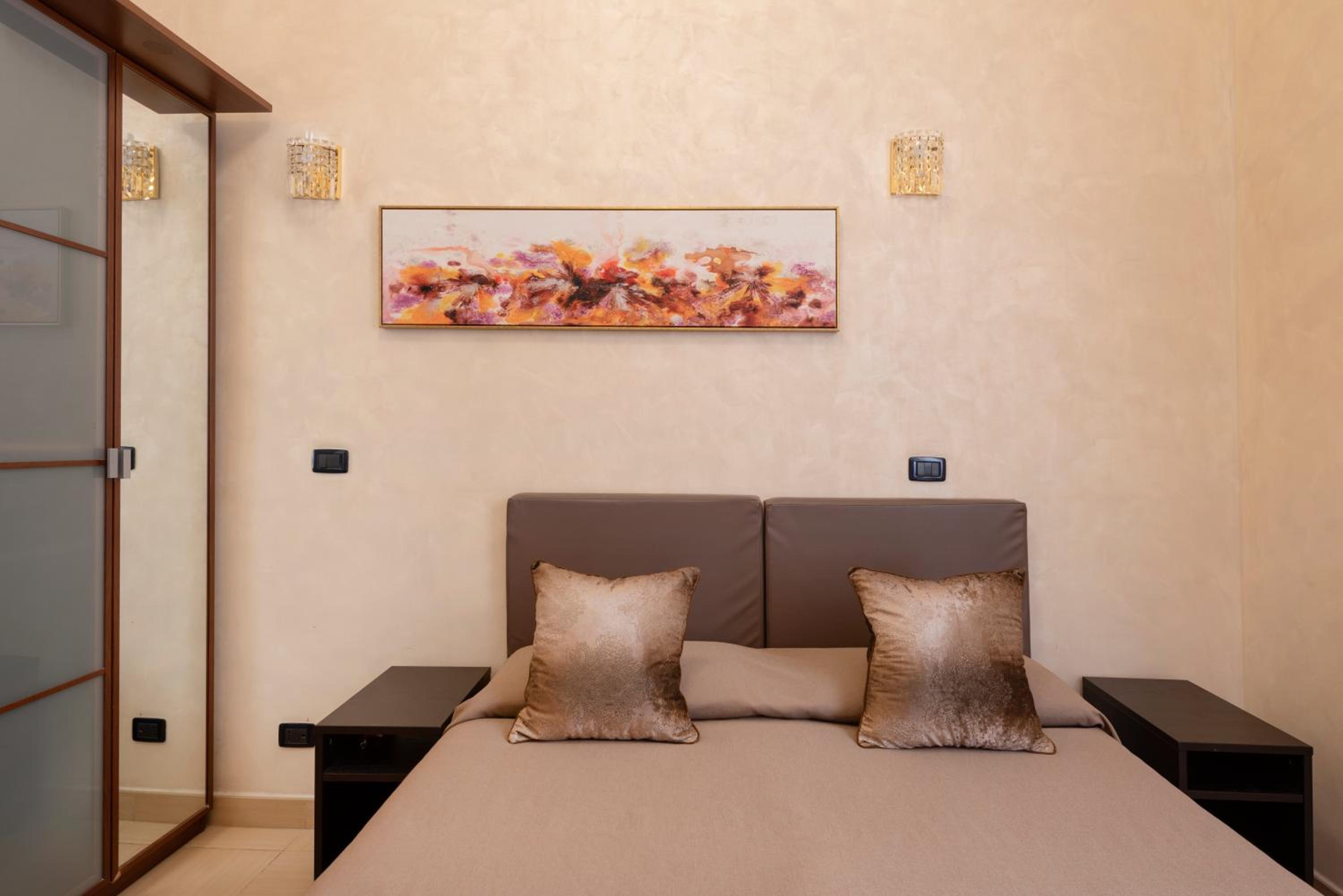 New Joyful Guest House