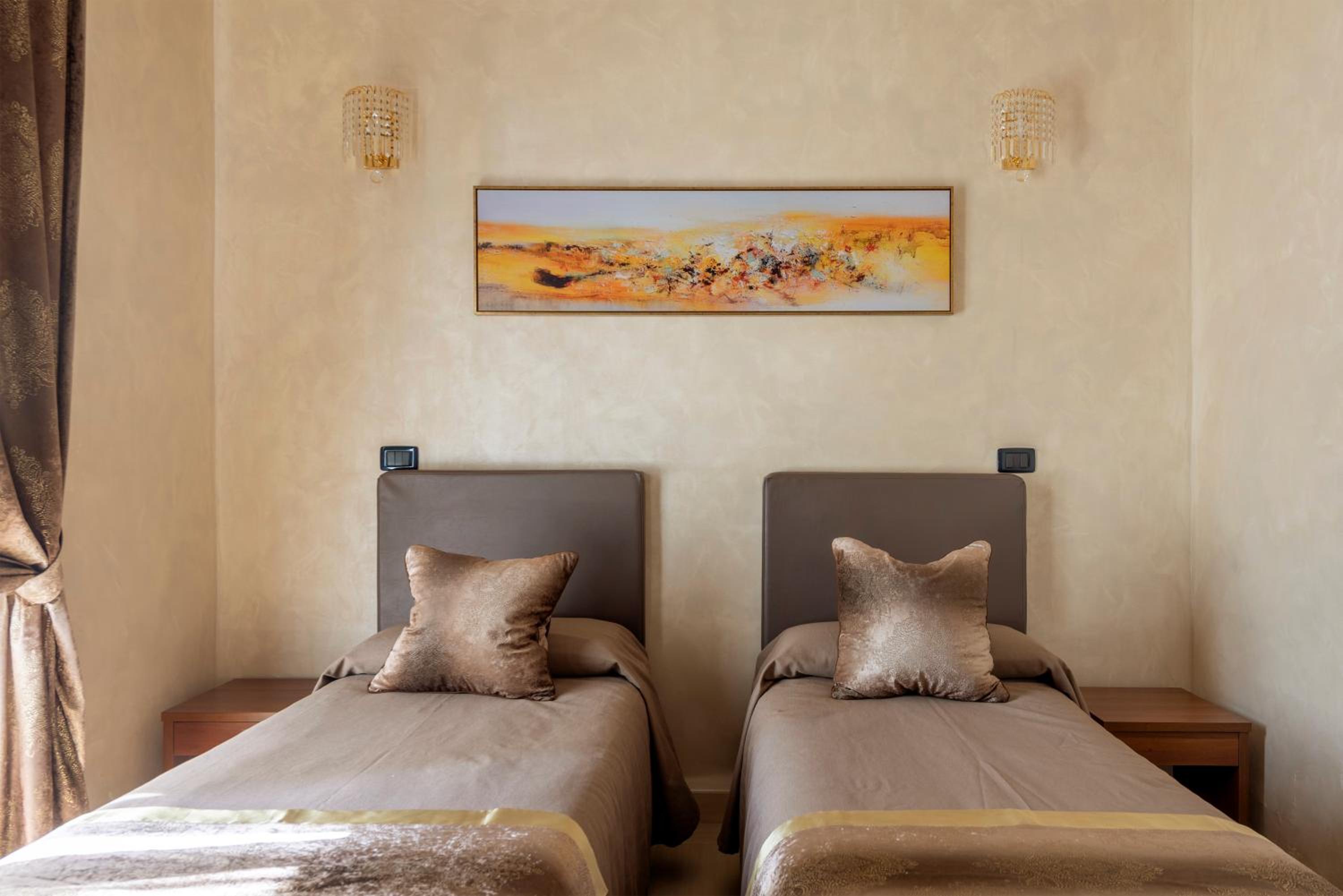 New Joyful Guest House