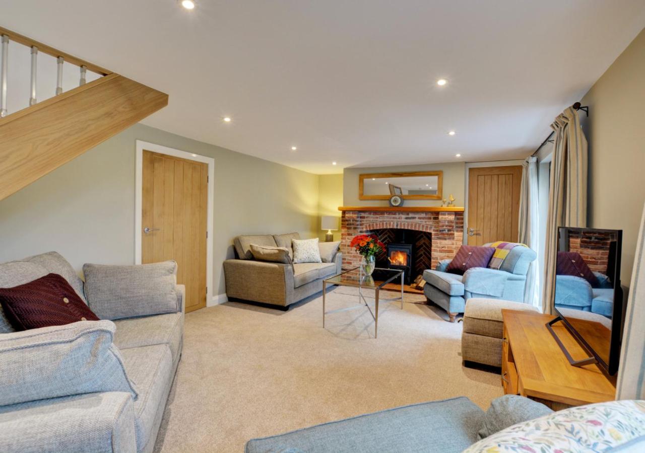 3 Bed in Hemblington oc-1781