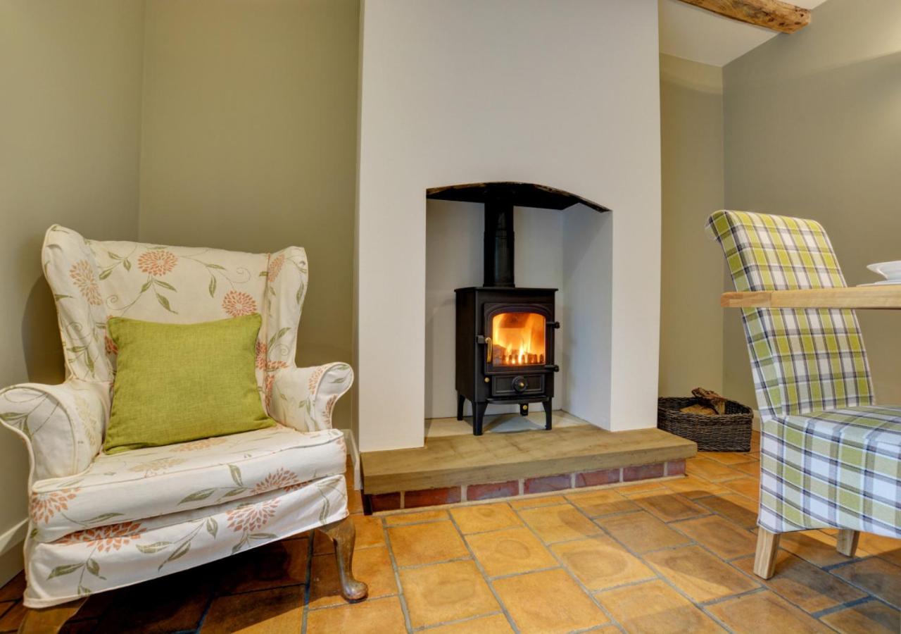 3 Bed in Hemblington oc-1781
