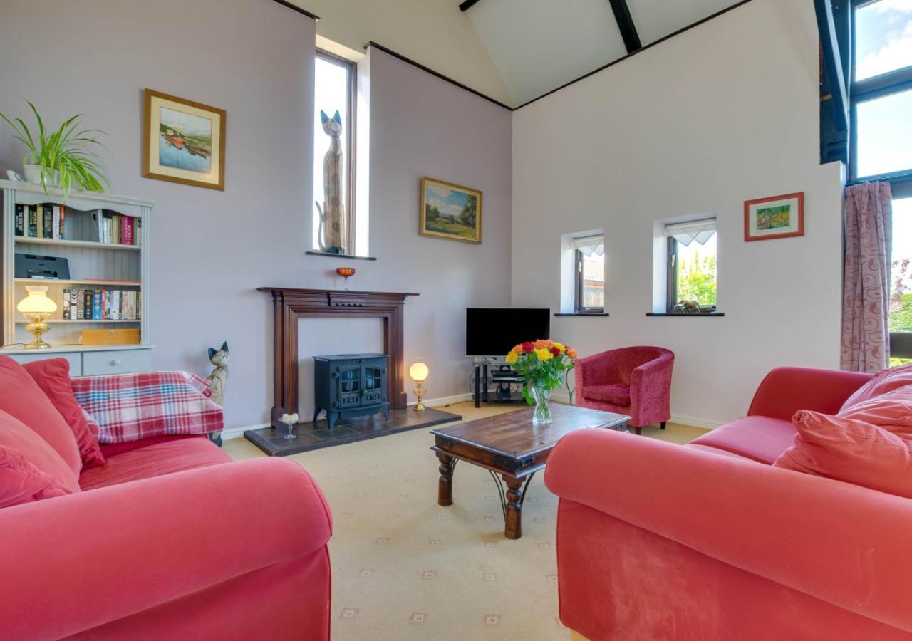 3 Bed in Little Ellingham oc-2147 view 3