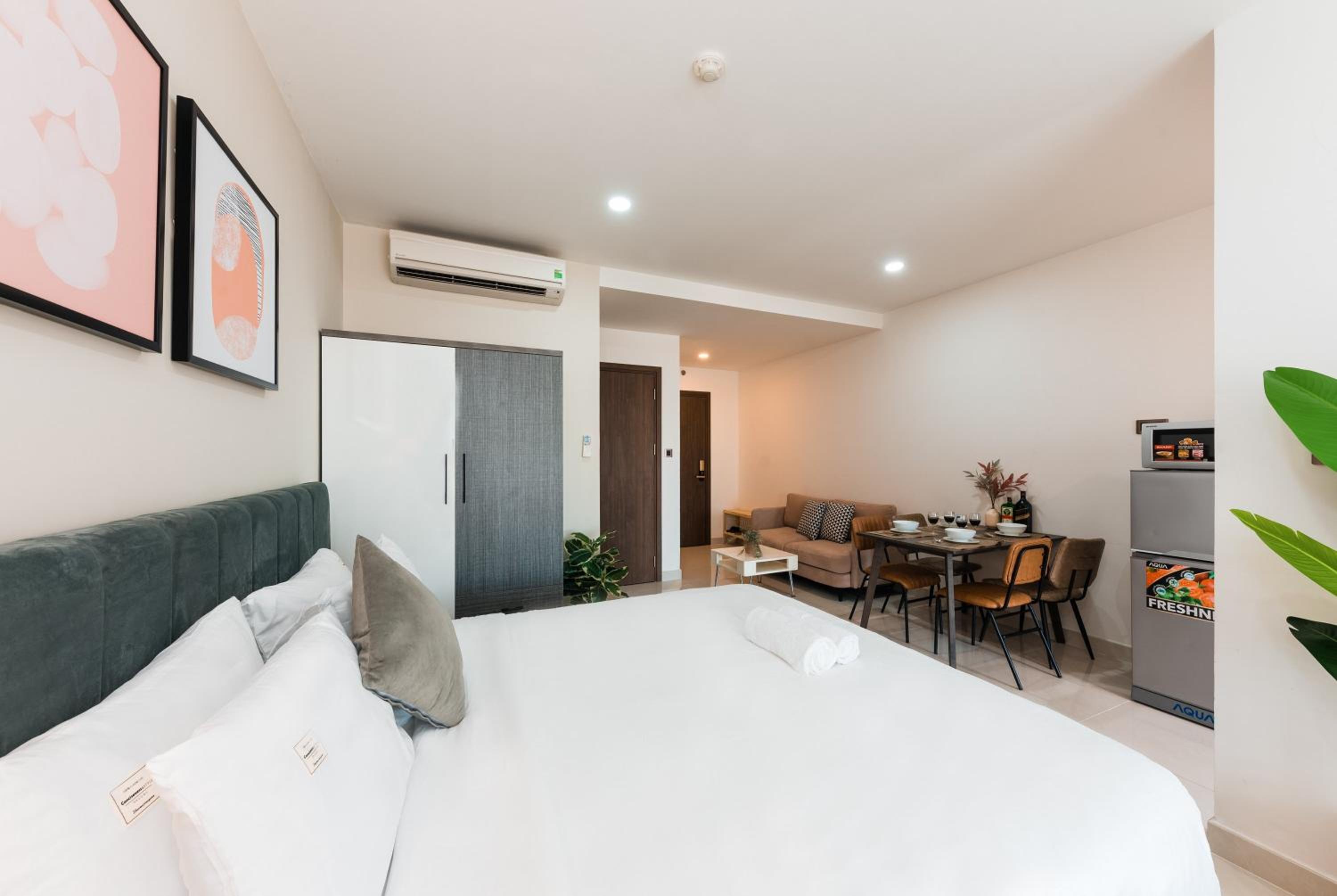 Anna Apartment