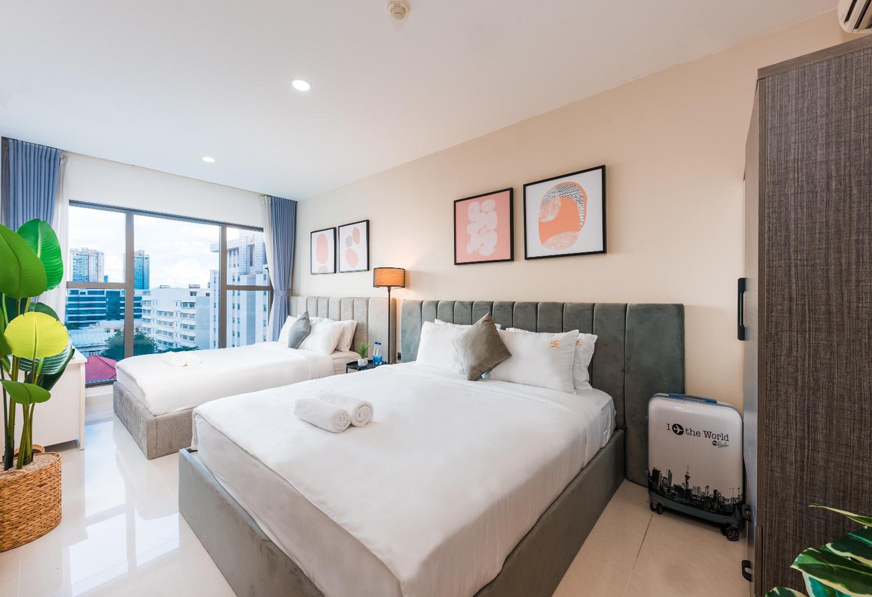 Anna Apartment