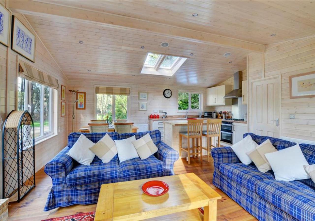 2 Bed in Weybourne oc-1628