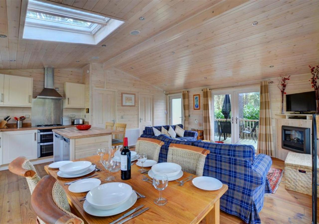 2 Bed in Weybourne oc-1628