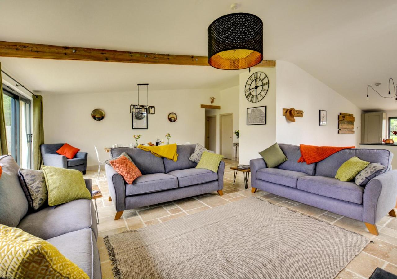 5 Bed in Briston oc-1875