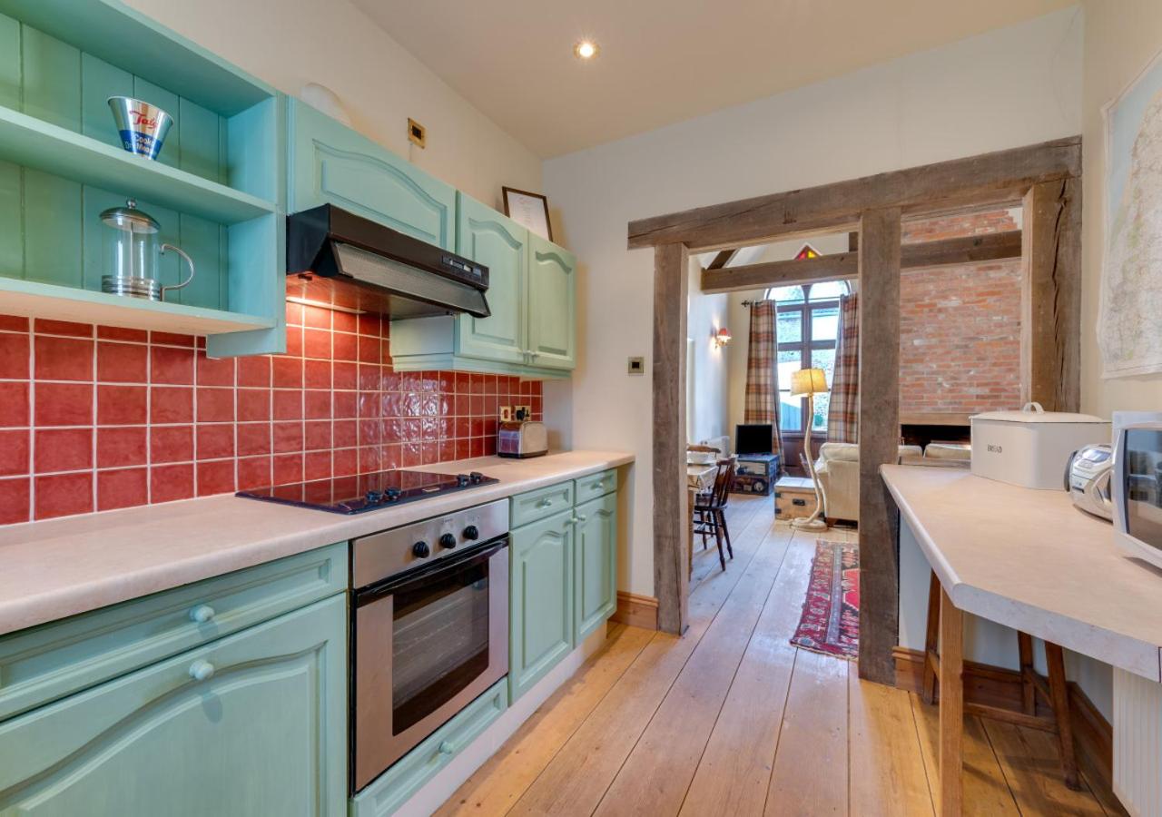 1 Bed in Docking oc-670