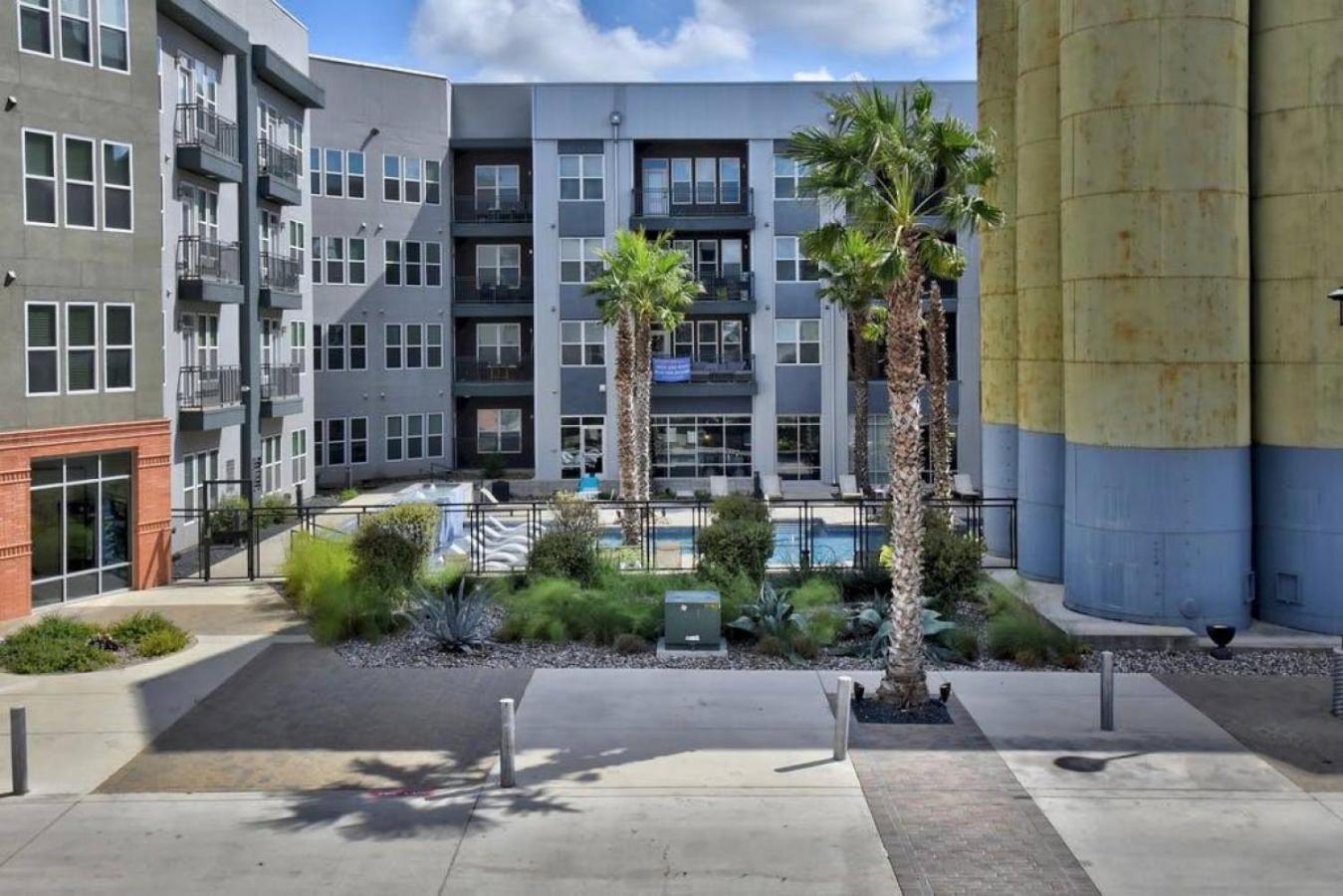 Upscale Apartment Riverwalk Alamo Pearl