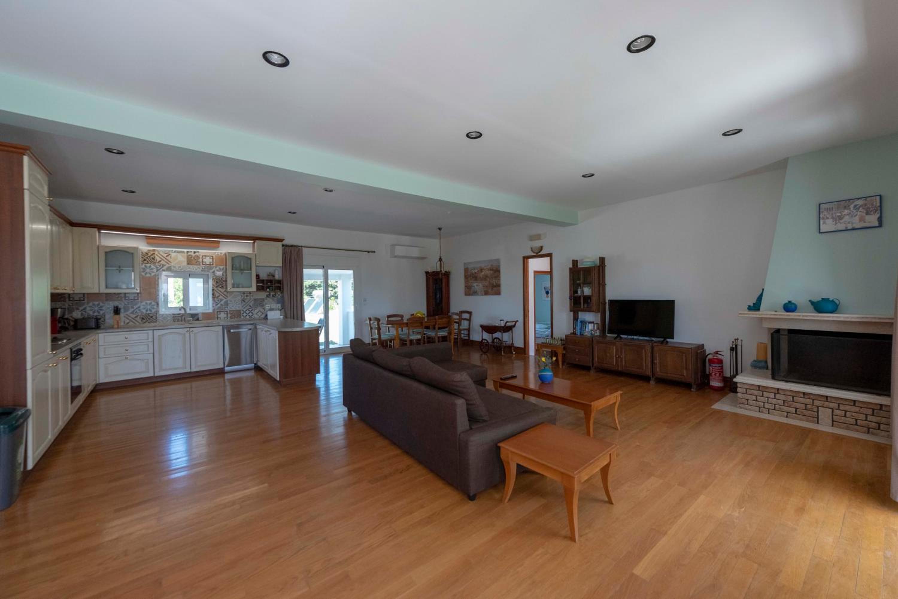 Zizi Sea View Villa