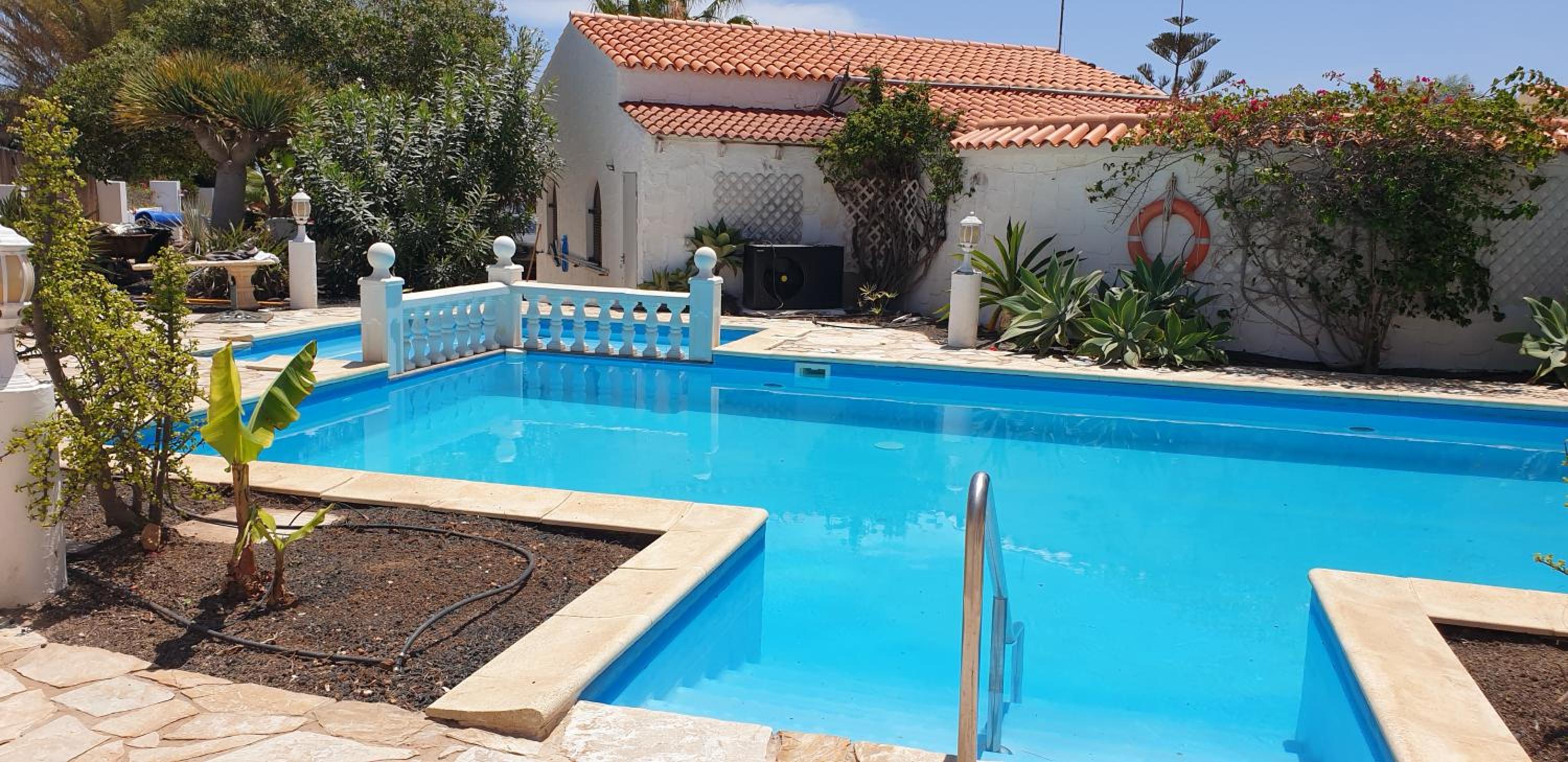 Villa Océano with private heated pool, aircon and Seaview
