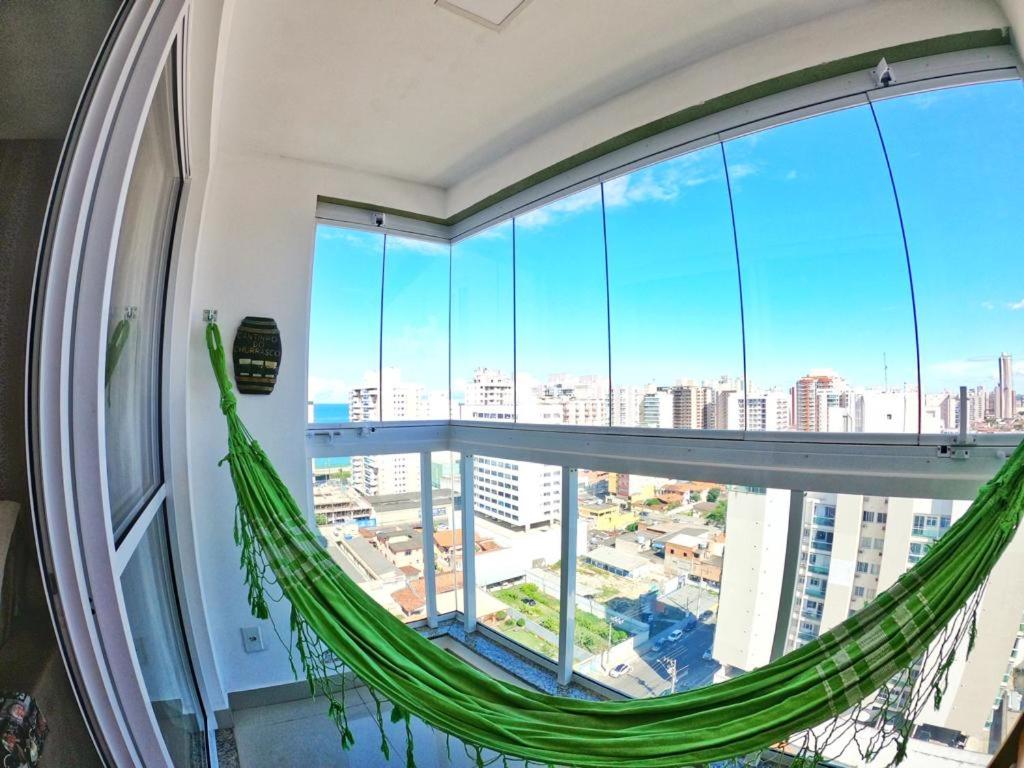 Aconchegante apartamento perto do mar com Wi-Fi gratuito