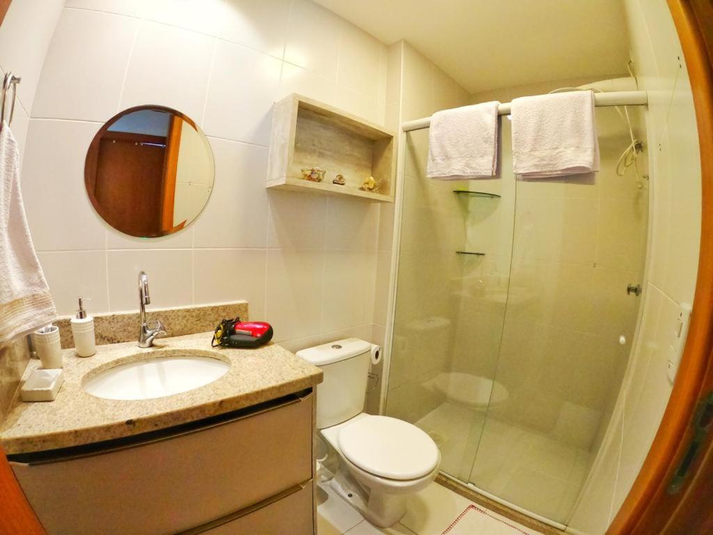 Aconchegante apartamento perto do mar com Wi-Fi gratuito