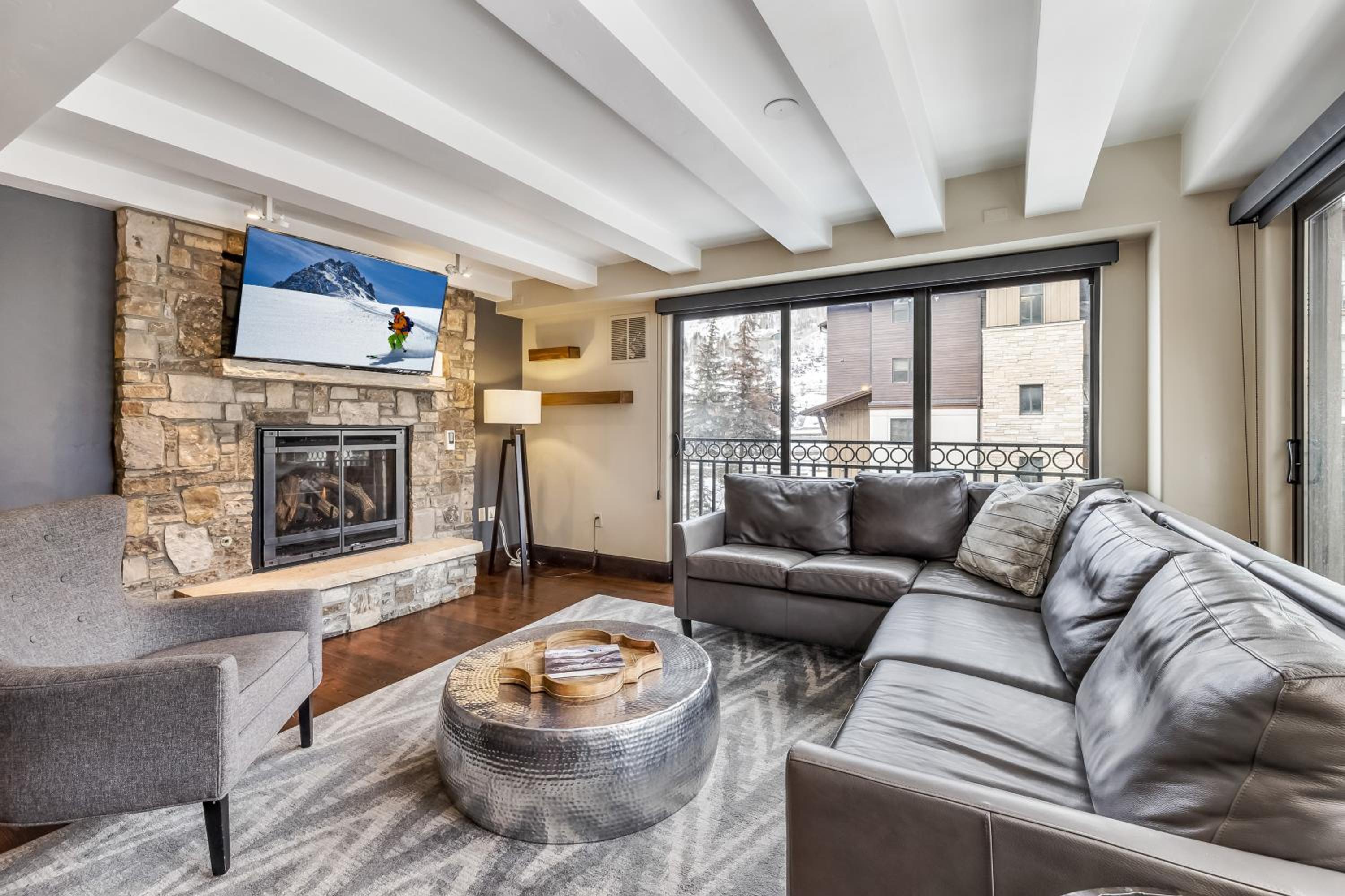 Beaver Creek Vacations - Spacious Luxury Unit at Lionshead Village in Vail - Property Image 1