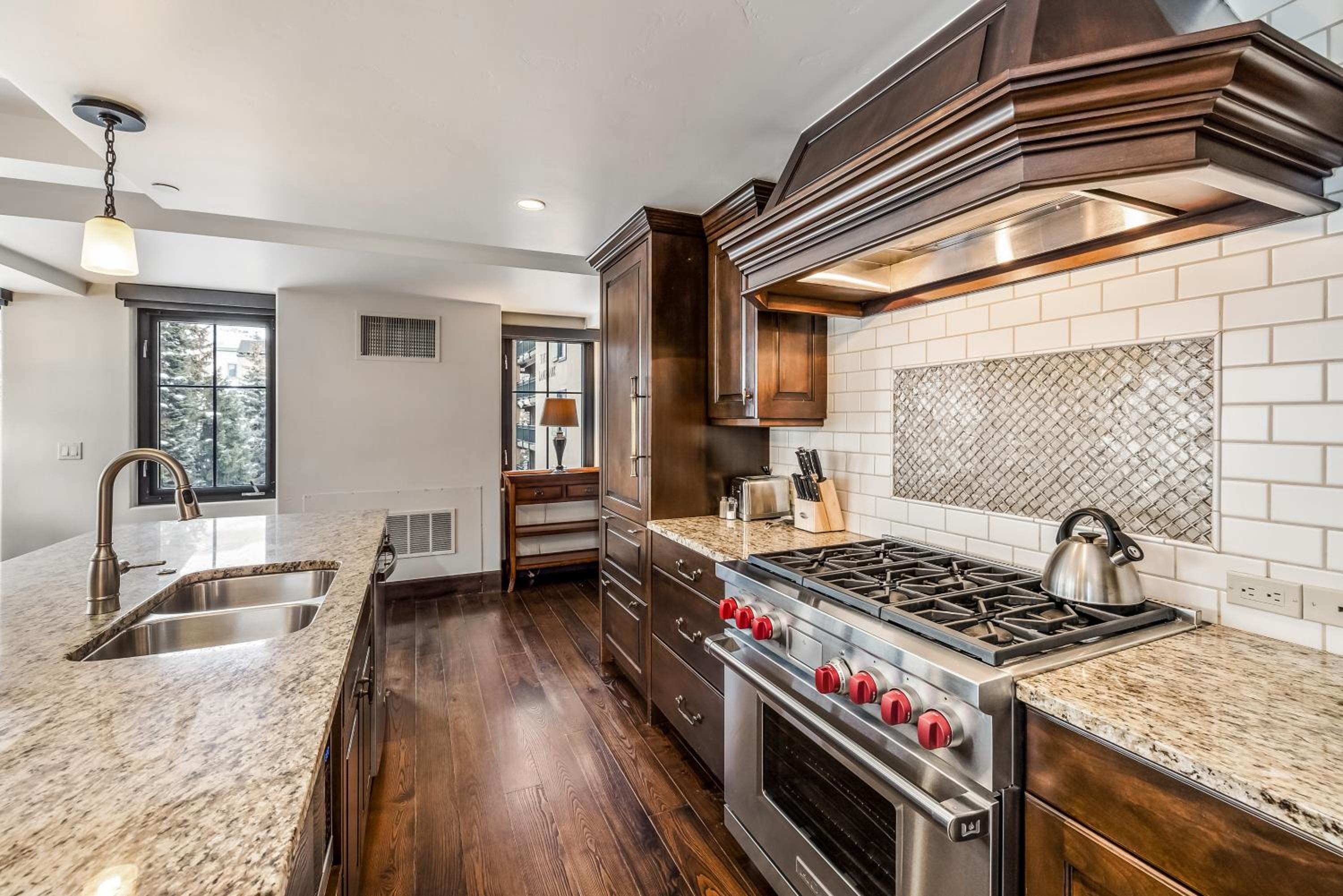 Spacious Luxury Unit at Lionshead Village in Vail - Property Image 16
