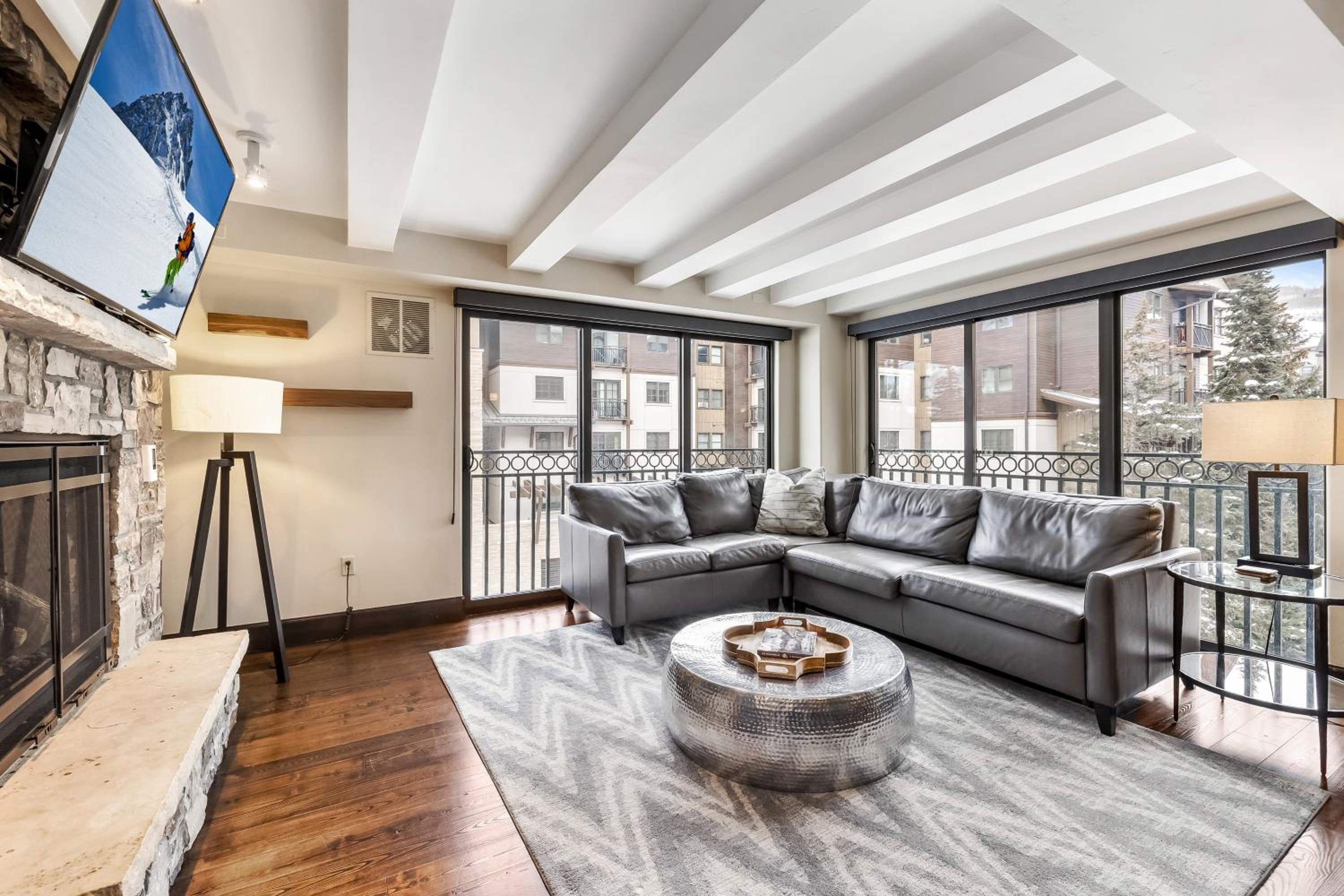Spacious Luxury Unit at Lionshead Village in Vail - Property Image 1