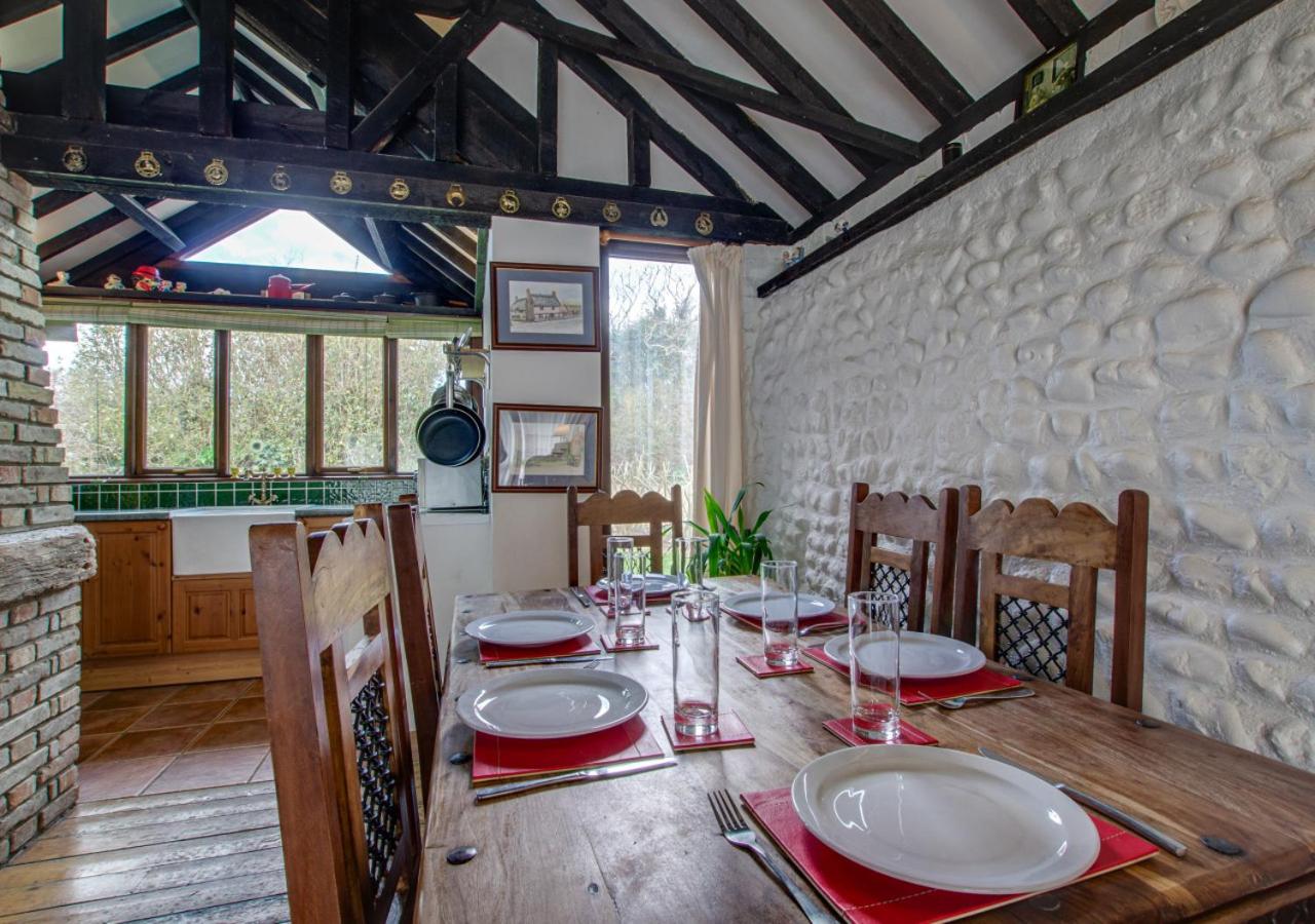 3 Bed in Bacton oc-711