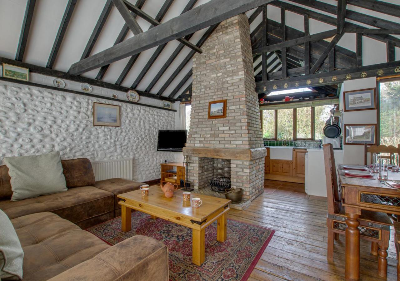 3 Bed in Bacton oc-711