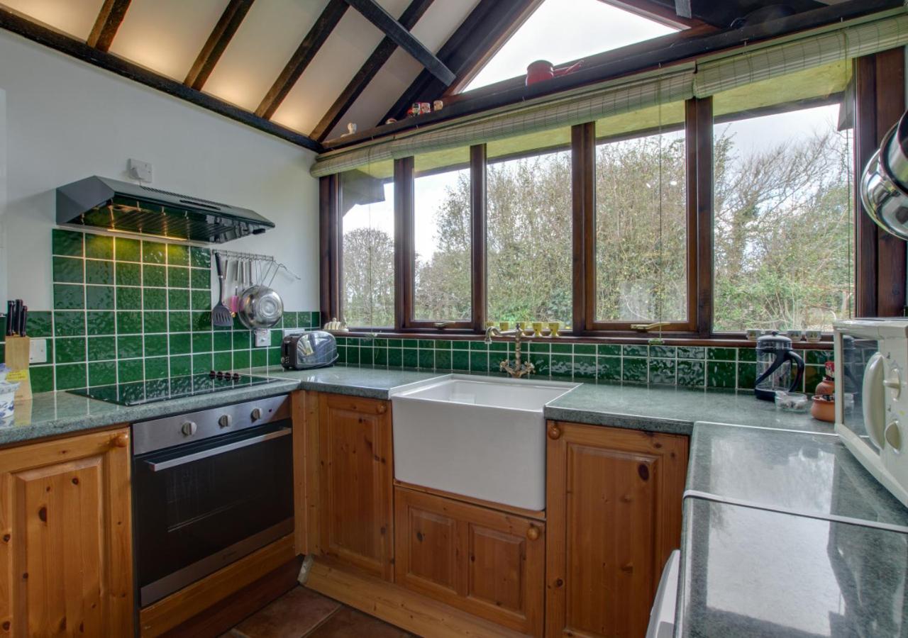 3 Bed in Bacton oc-711