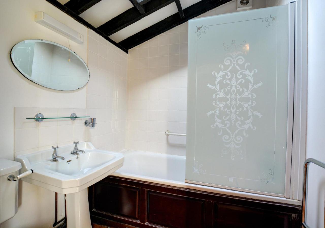 3 Bed in Bacton oc-711
