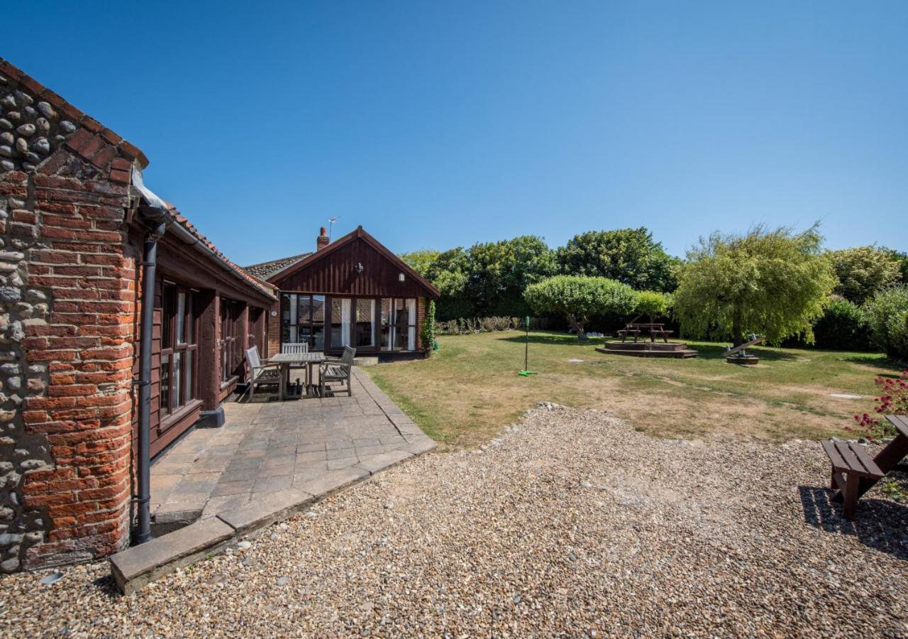 3 Bed in Bacton oc-711