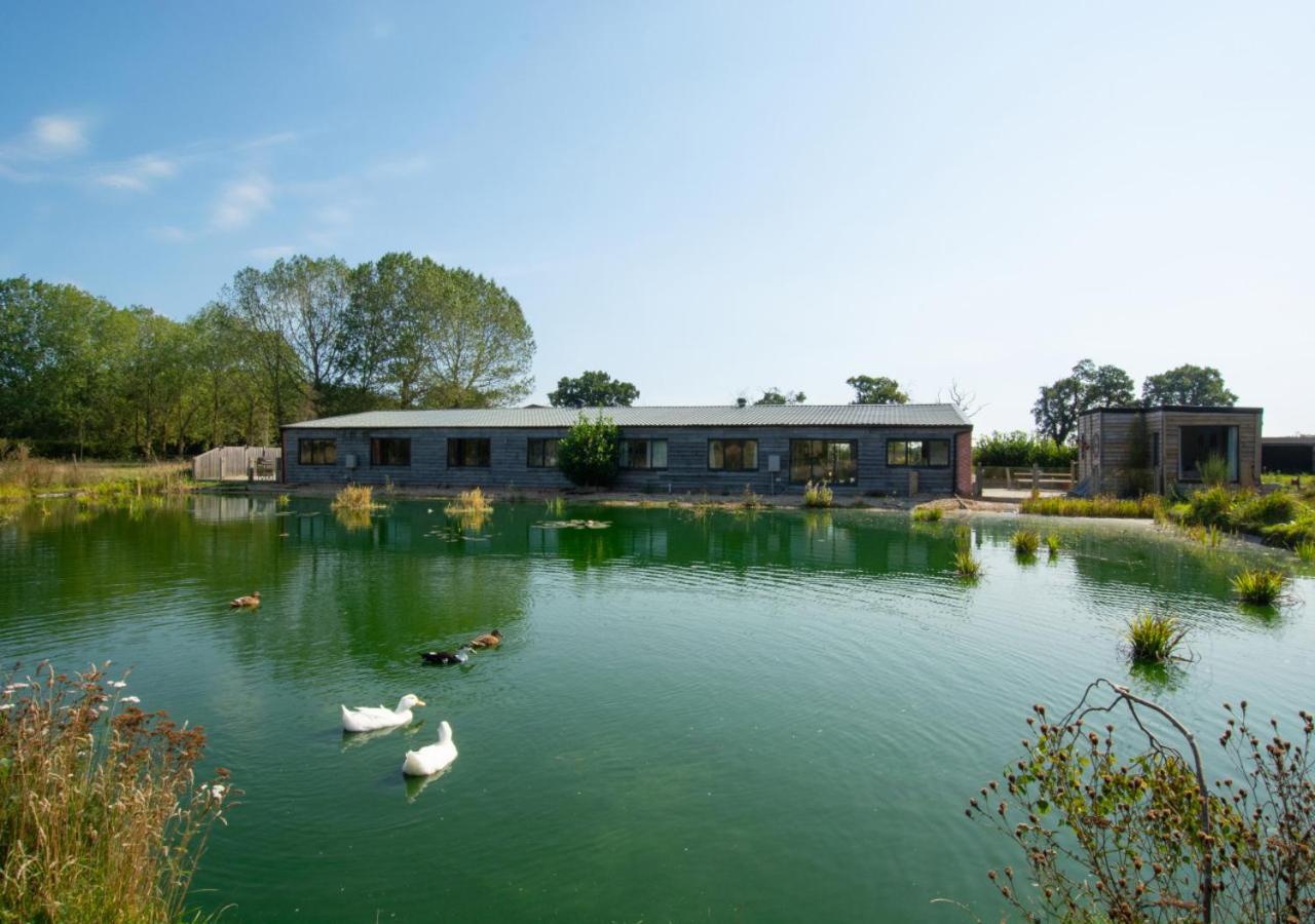 5 Bed in Briston oc-2005