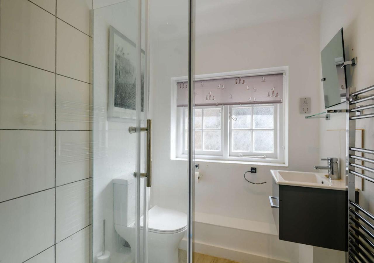 4 Bed in West Runton oc-r25292 view 5