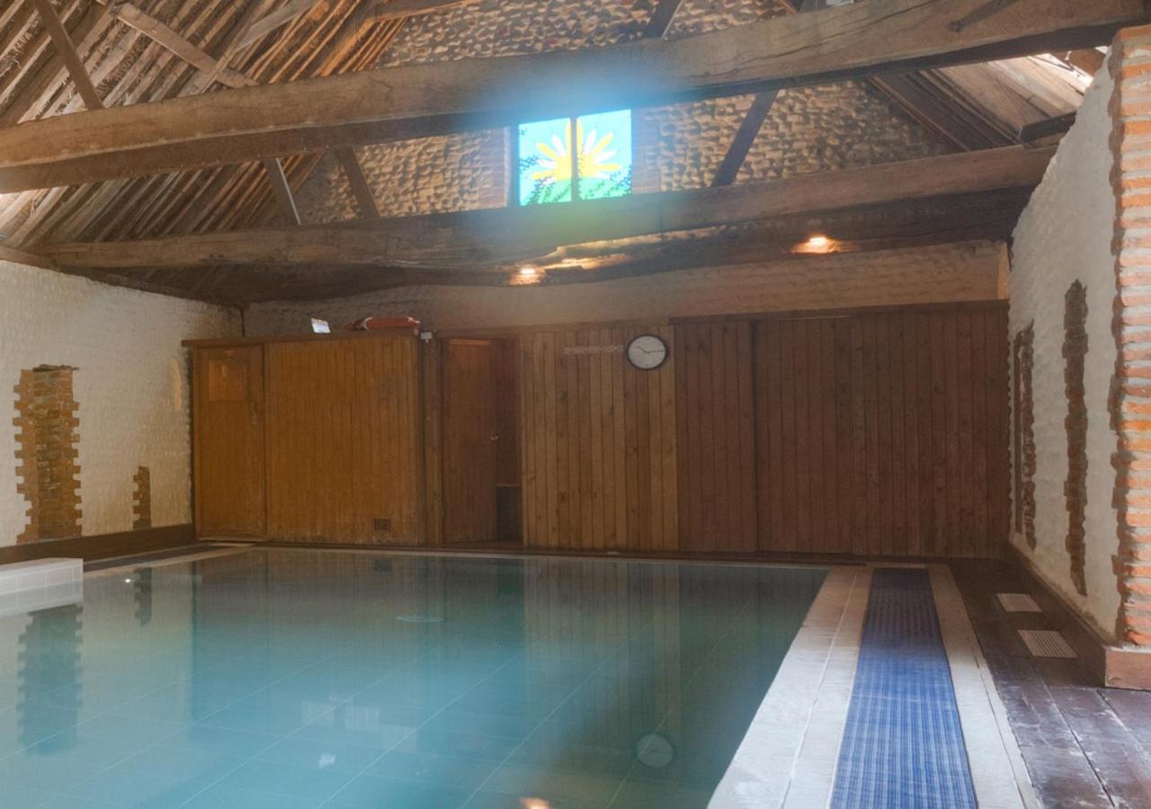 2 Bed in Bacton oc-712