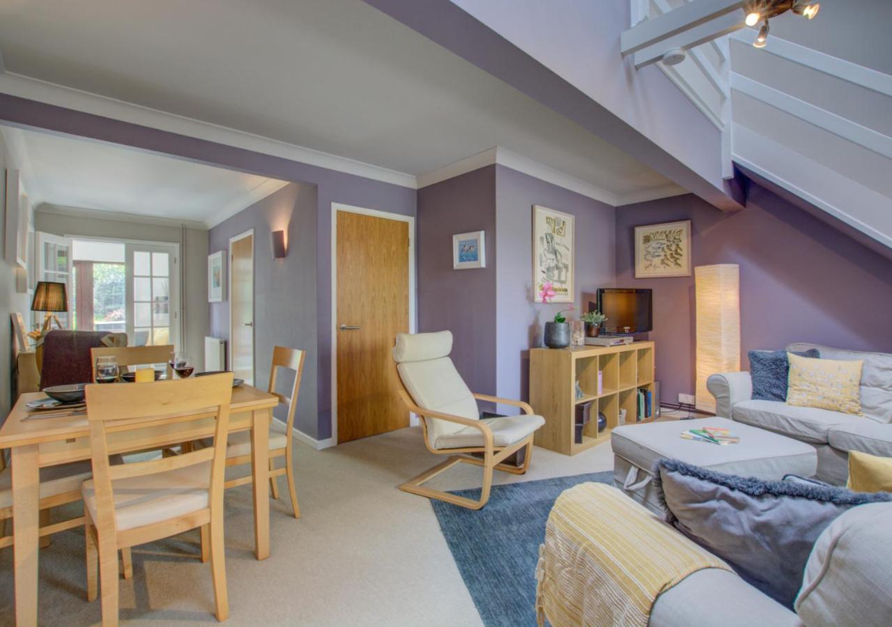3 Bed in Salthouse oc-2002