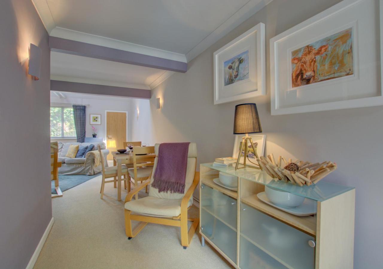 3 Bed in Salthouse oc-2002