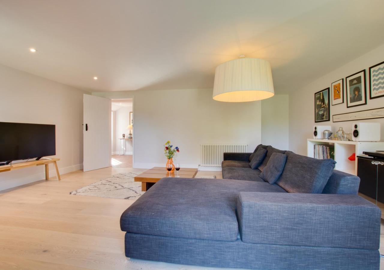 5 Bed in Southrepps oc-2211