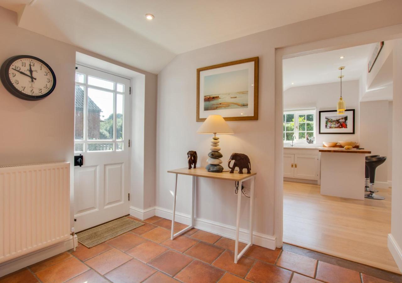 5 Bed in Southrepps oc-2211