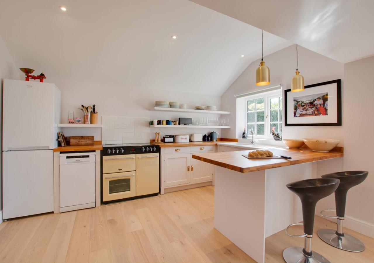 5 Bed in Southrepps oc-2211
